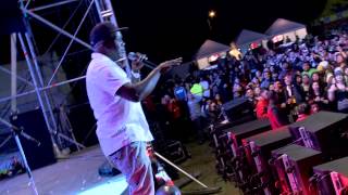 Barrington Levy PERFORMS &quot;BE STRONG&quot;  in BOGOTA COLOMBIA In front of 10,000 Fans!