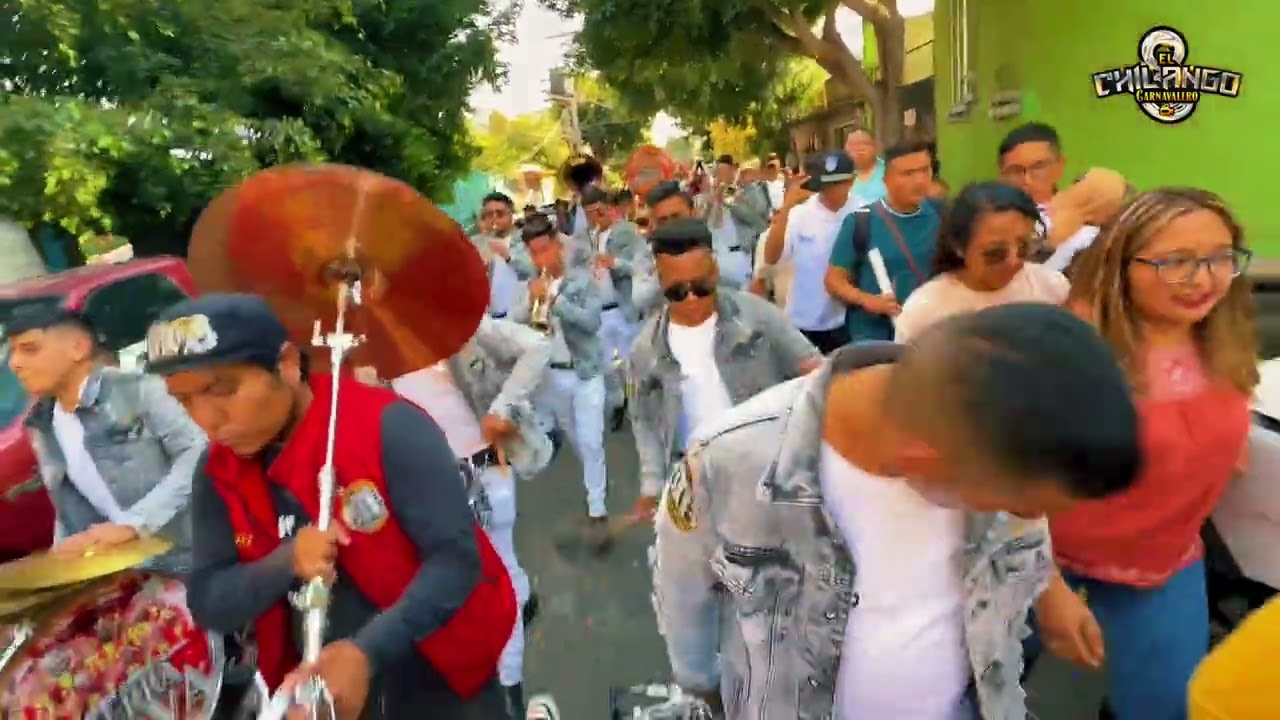 POR UNA LAGRIMA - BANDA TIERRA BRAVA