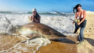 HER FIRST Bronze Whaler - Land Based Shark Fishing by Tony Gillahan 4,270 views 2 months ago 9 minutes, 2 seconds