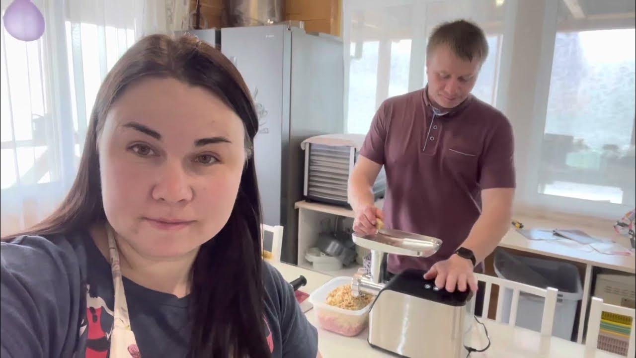 МОЯ ПОМОЩНИЦА НА КУХНЕ!📈🤩/ СЕМЬЯ ЖУКОВЫХ - YouTube