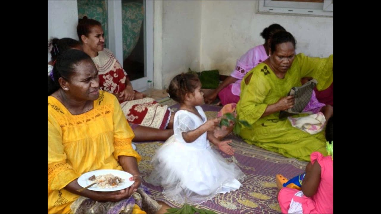 FEMME KANAK. YouTube