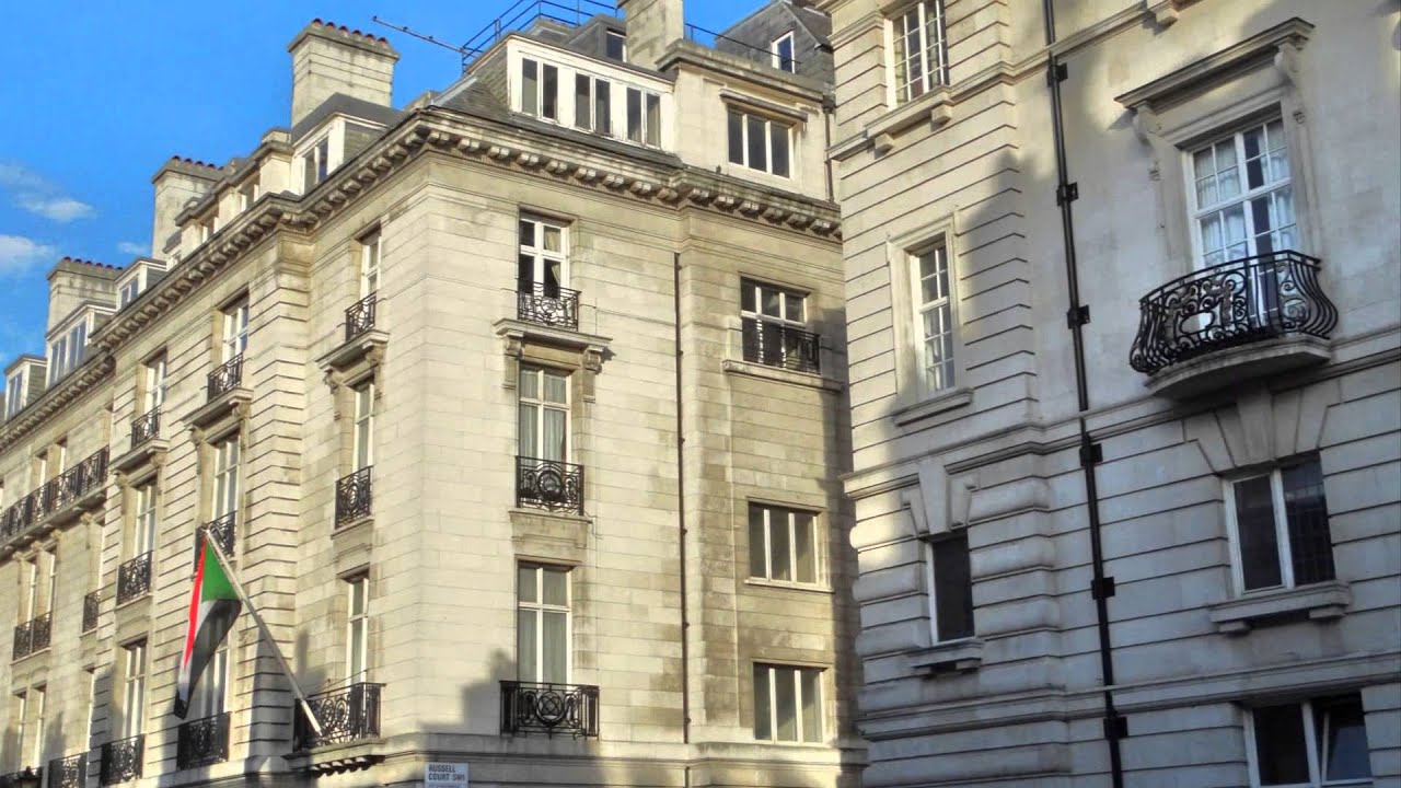 London St  James Square August 2013