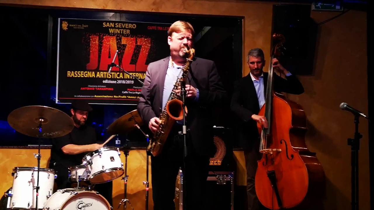 Ver Joel Frahm OBLITERATES Rhythm Changes AGAIN! (290 BPM) en YouTube Ver Joel Frahm OBLITERATES Rhythm Changes AGAIN! (290 BPM) en YouTube