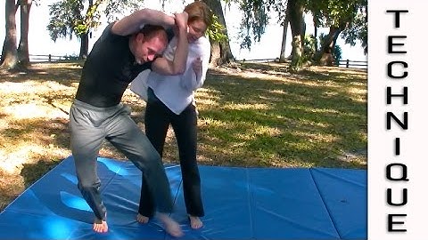 How To Lapel Throw - Core JKD Quick Technique