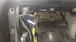 How to replace Cabin air filter Isuzu D-max 2022