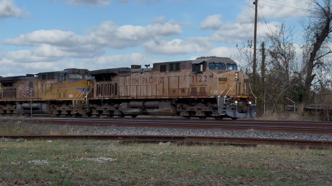 UP 7122 M-EWOL manifest | Houston, TX | Lyons Ave |