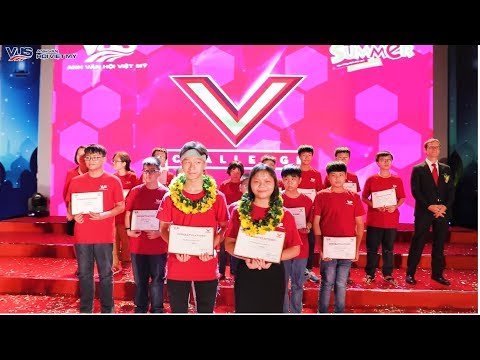 Video Nhìn lại Đấu trường Anh ngữ V-Challenge 2019: Những... - youtube