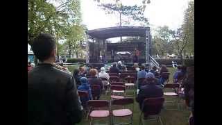 Traditional Irish singing