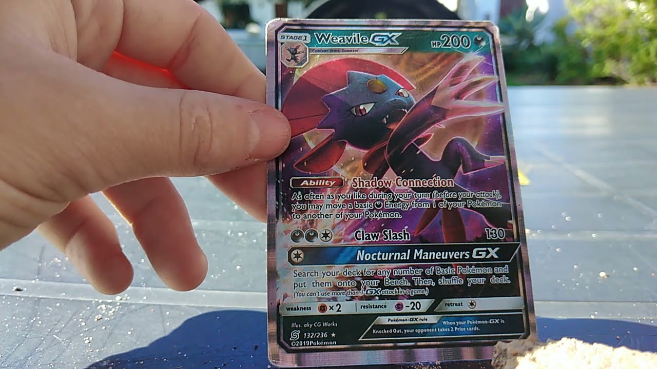 Unboxing a God pack with weavile gx and diggersby
