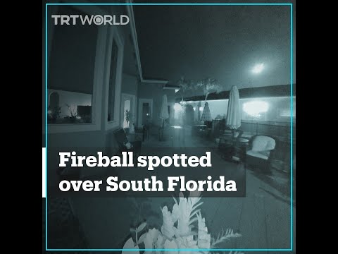 Meteor lights up
