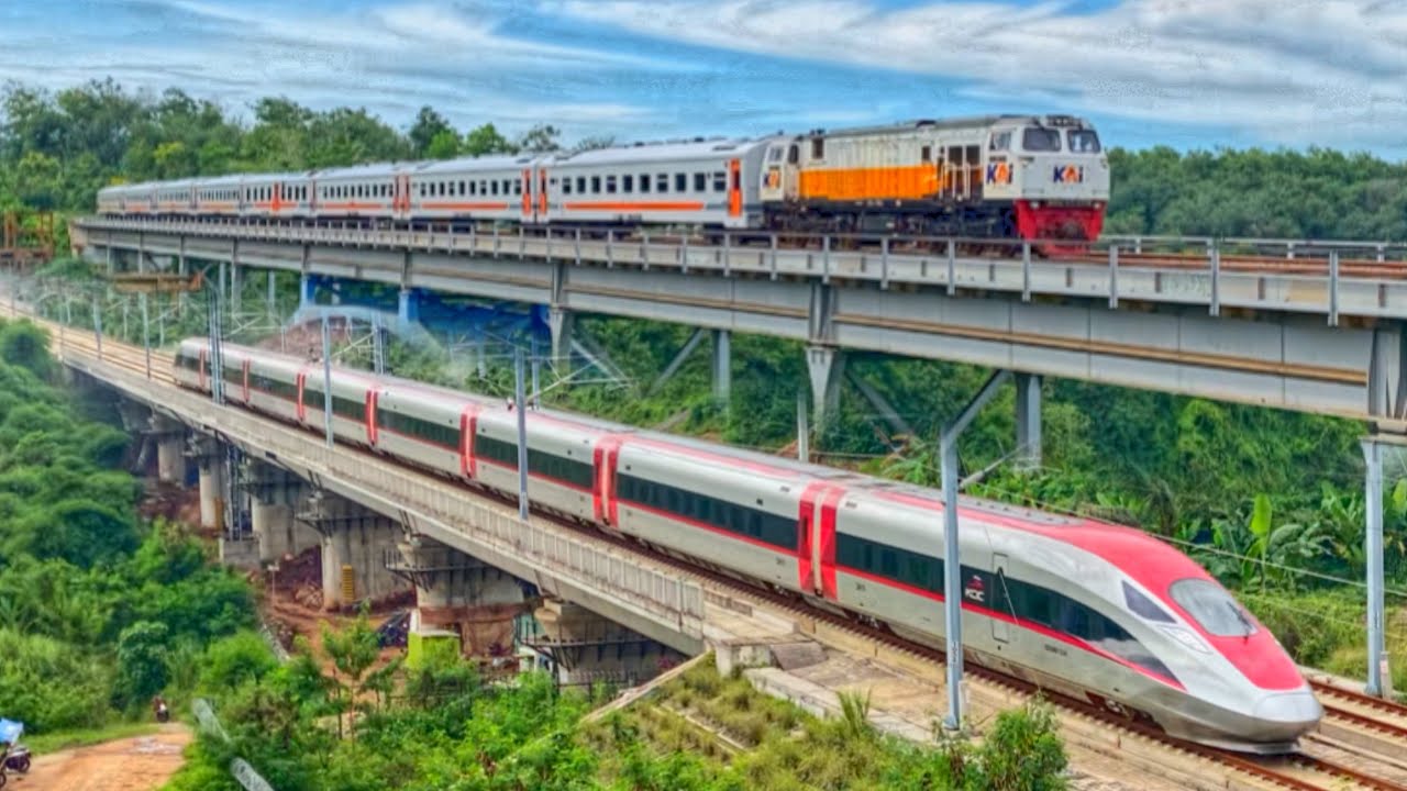 BIKIN NAGIH!! HUNTING KERETA DI JEMBATAN TERTINGGI YANG ADA DI INDONESIA