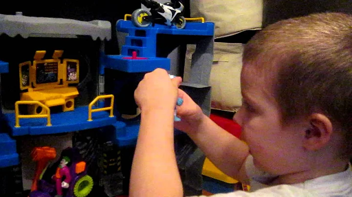 Imaginext batcave, kid toy review