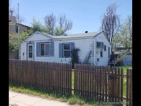 1008 Fremont Ave, Cheyenne, WY home video tour