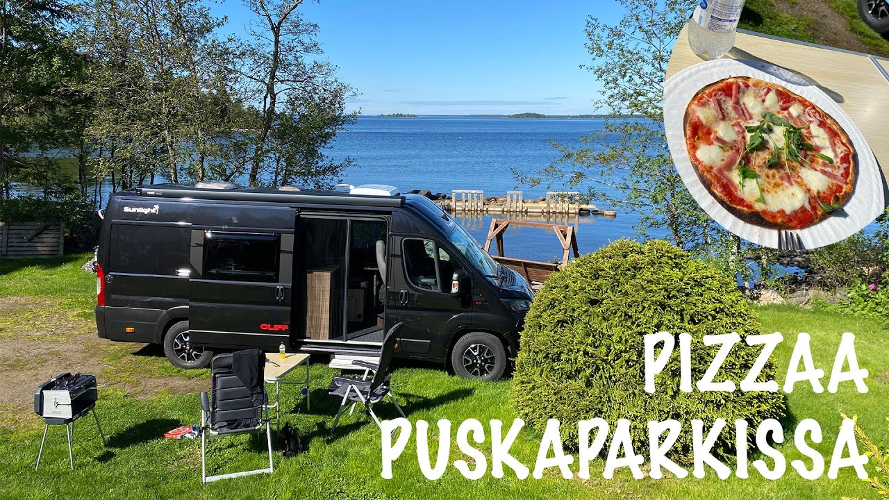 Pizzaa puskaparkissa