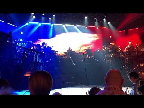 ロンドンレミゼラスト演奏