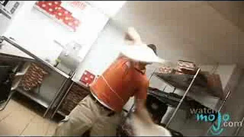 Pizza Tossing Expert Juan Hermosillo - Interview