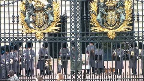 London HD (add &fmt=22 to url) 50