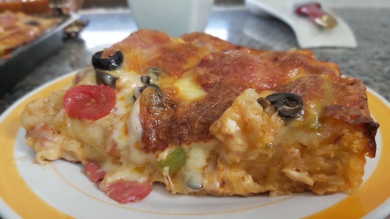 CHICKEN PEPPERONI PIZZA (LIKE PIZZA HUT) IN URDU HINDI YouTube