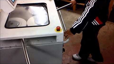 How the Professionals Bend Bay Window Curtain Poles