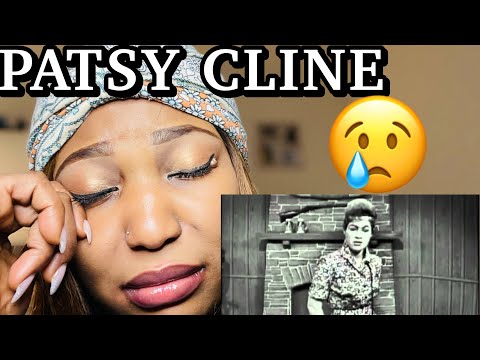 PATSY CLINE - CRAZY (1961) | REACTION