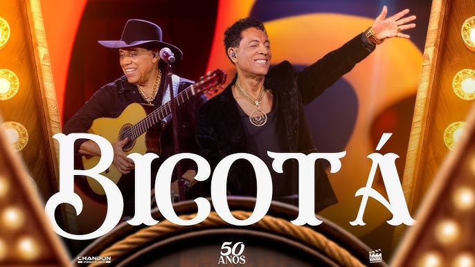 Mening qoshnim onanizm bilan shugullanayotganini ushladi Jinsiy aloqada bolgan gozal etuk ayollar (porno video)