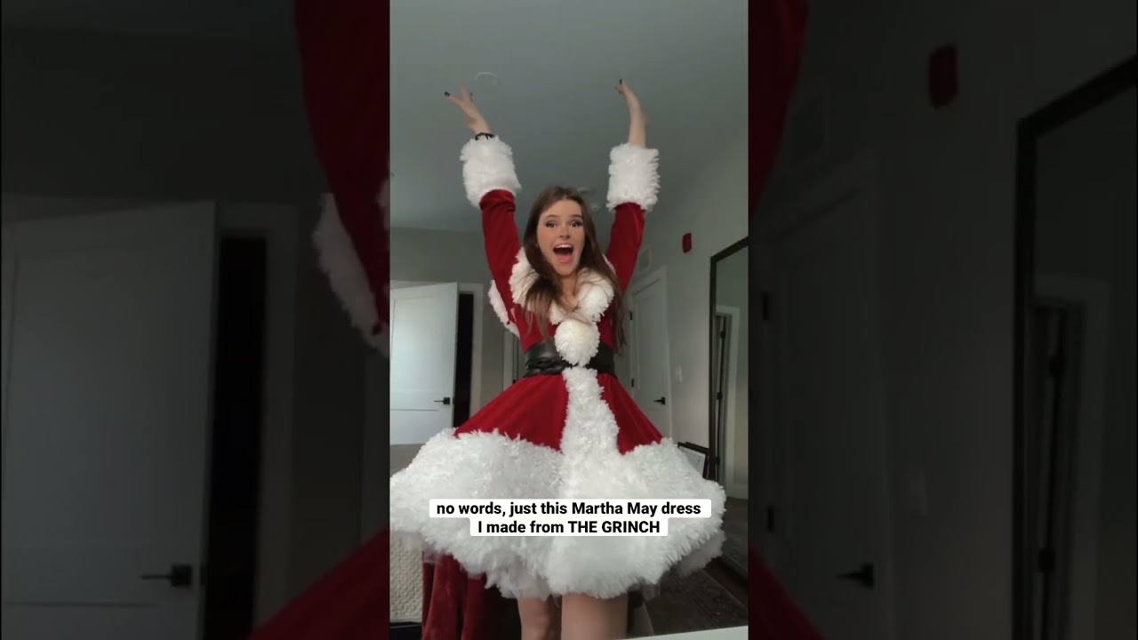 The Grinch is hot change her mind #cosplay #thegrinch #christmas