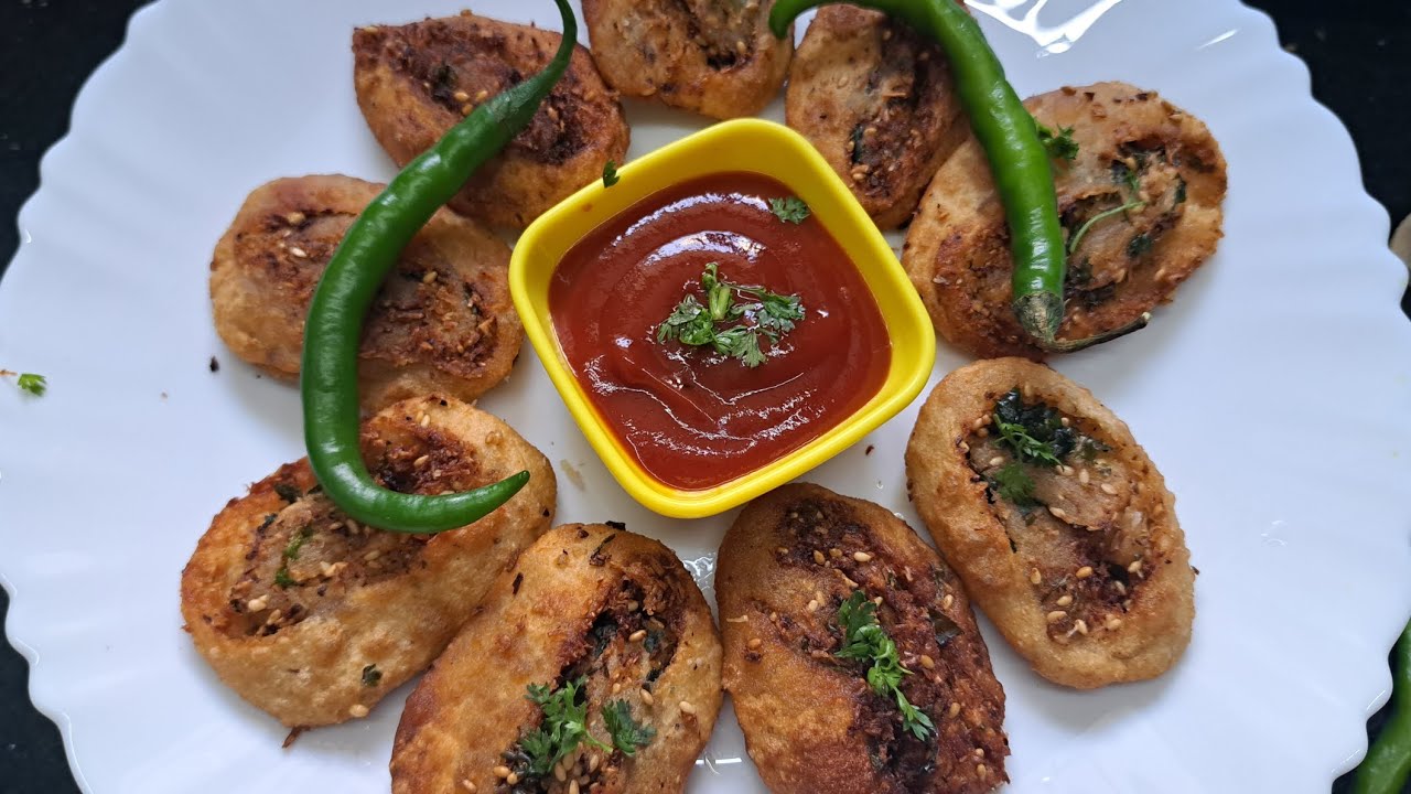 surprise recipe from left over 😋 chapati dough 😋 must try 😋