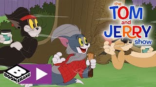 Tom's new hipster cat friends and their laidback attitudes cause tom
to act just like them, meaning he doesn't naturally feel chase jerry
anymore. this ma...