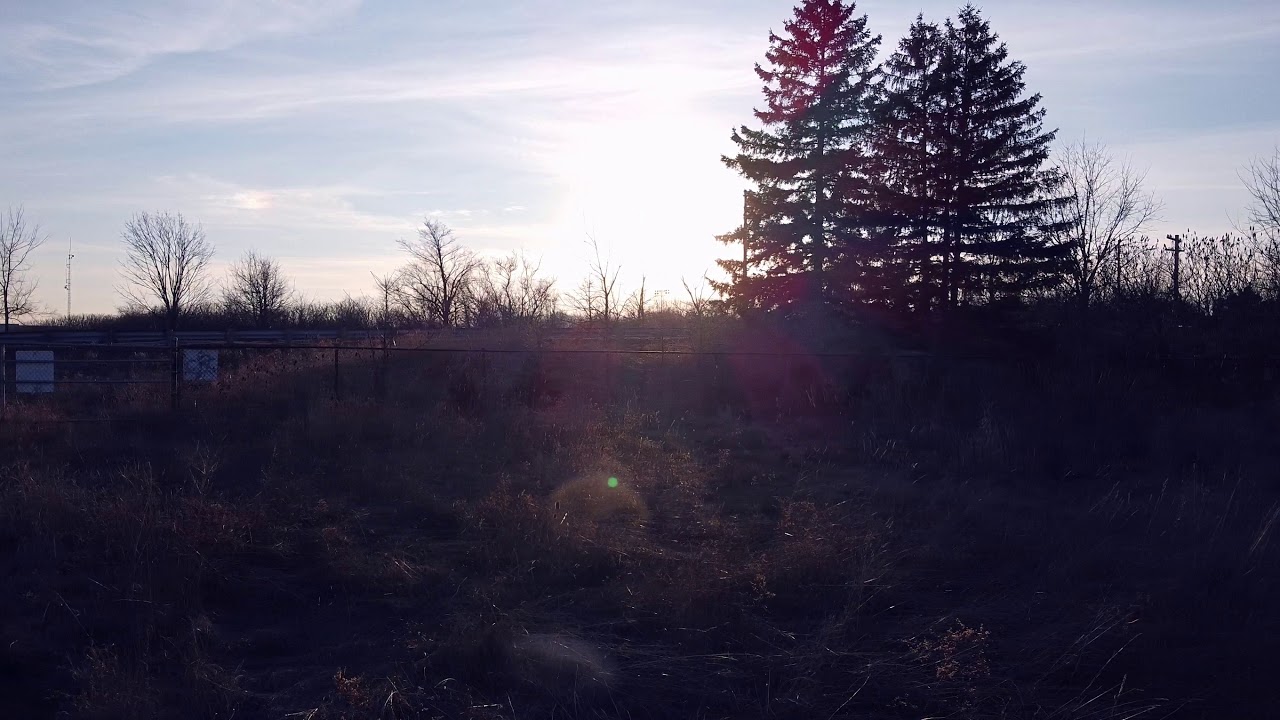 Anamorphic Lens Effect with Natural Sun Flare - YouTube