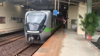4017次區間快車七堵車站開車