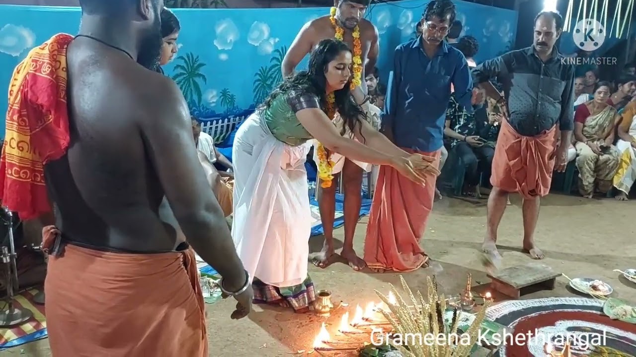 Sarppakkavu Thullal.. Palari Pothiyath, Nagarippuram, Mannur, Palakkad District.. സർപ്പക്കാവ്