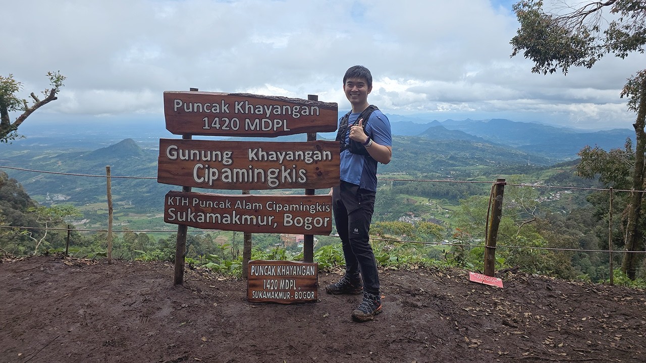 Camping Curug Cipamingkis Dan Tektok Puncak Kahayangan!