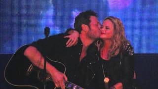 Watch Blake Shelton Draggin The River feat Miranda Lambert video