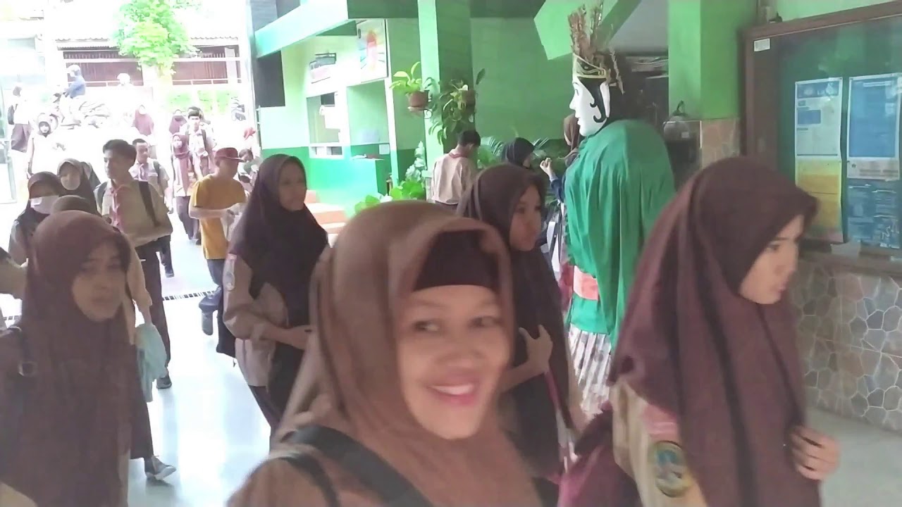 Profil SMA Negeri 32 Jakarta - YouTube