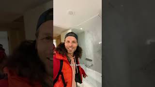Is this hotel room worth $400 USD? London is expensive! 😳 This is what a luxury hotel looks like in Is this hotel room worth $400 USD? London is expensive! 😳 This is what a luxury hotel looks like in