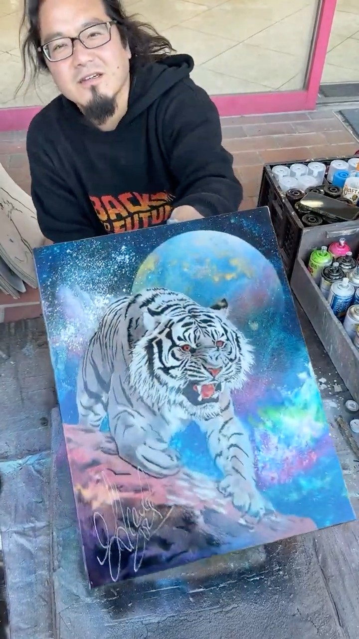 SPRAY ART EDEN - YouTube