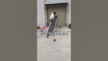 Folding belt conveyor, 800 kg at a time, for loading and unloading