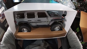 AXIAL SEX10  111 JEEP WRANGLER RUBICON JLU 1/10 scale rtr part one unboxing