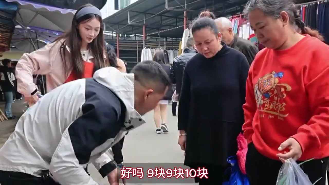 白天打窝钓鱼，晚上吆喝卖鱼，这才是真正的“全能钓鱼人 #原来钓鱼才是抖音运动顶流 #dou是钓鱼人 #2025dou来钓鱼 #钓鱼生活 #搞笑日常 #摆摊卖鱼 #真实vlog #钓鱼日常