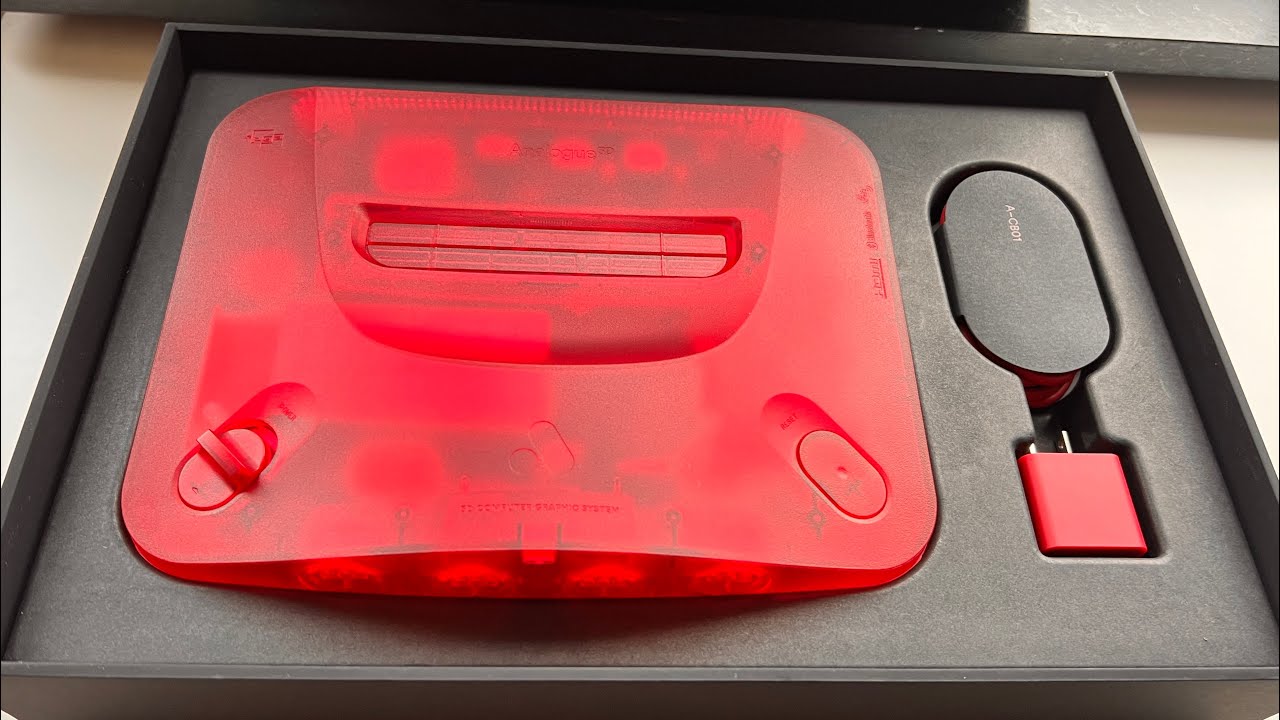 A very unprofessional [ ANALOGUE 3D watermelon red ￼] unboxing