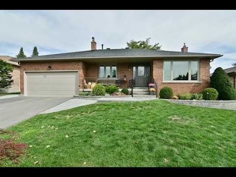5 Shane Crt Stouffville Open House Video Tour - YouTube