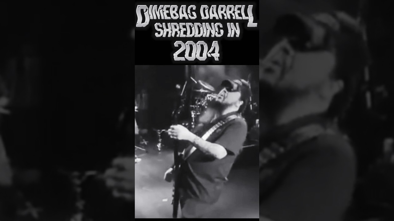 Dimebag Darrell Shredding In 2004! 