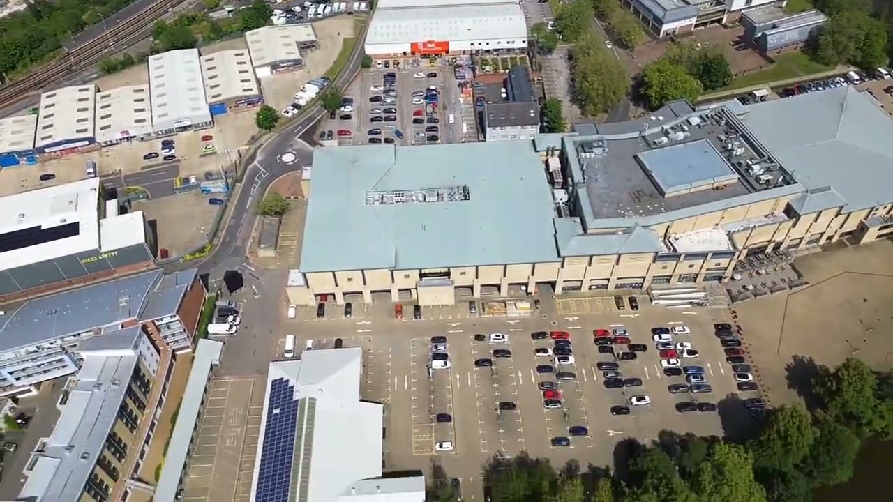 The city turns into a map in seconds