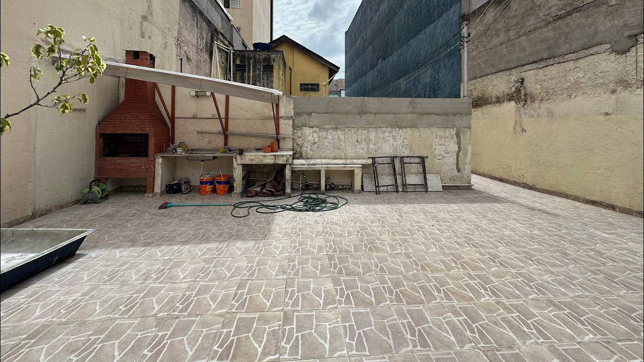 Bom Retiro | Casa | 2 Quartos | Quintal | 148 m2 | São Paulo