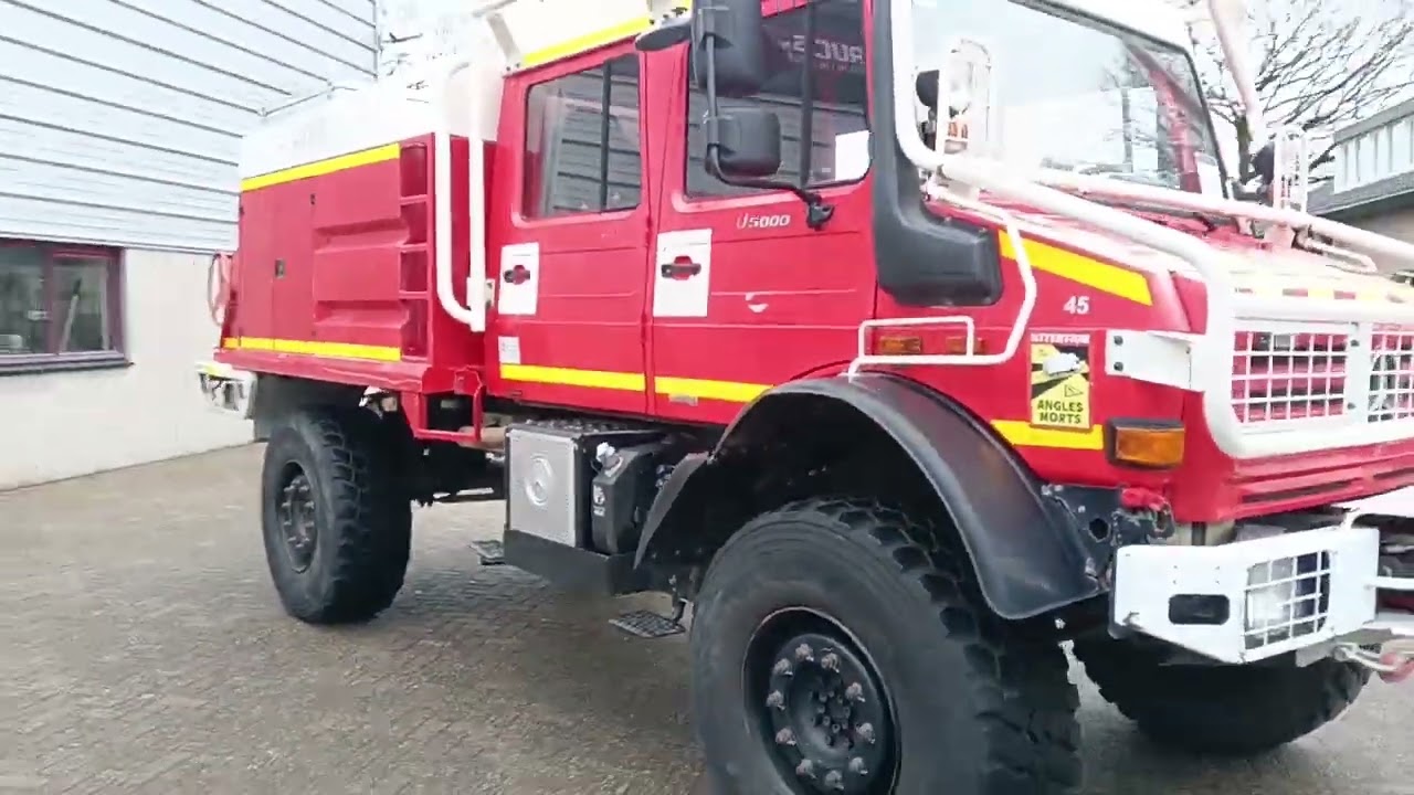 TopTrucks 4889 Unimog U 5000 Mercedes Benz -4x4 - (type 437.4) 4000 ltr -