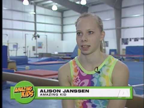 Alison Janssen Photo 8