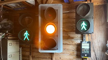 (Hobbyist Project) Traffic Light and Pedestrian Signals (with Pelican Crossing Sequence) in Shed!