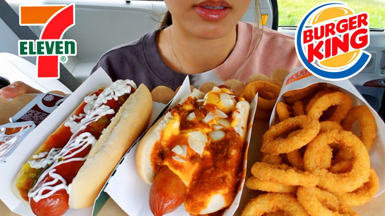 ASMR EATING BURGER KING ONION RINGS CHILI CHEESE HOTDOGS CAR MUKBANG REAL SOUNDS TWILIGHT NO TALKING