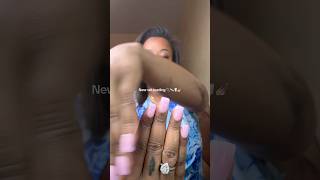 #youtubeshorts #momtok #transitionidea #nailtransition #btartboxnails #pressonnails #transitionvideo