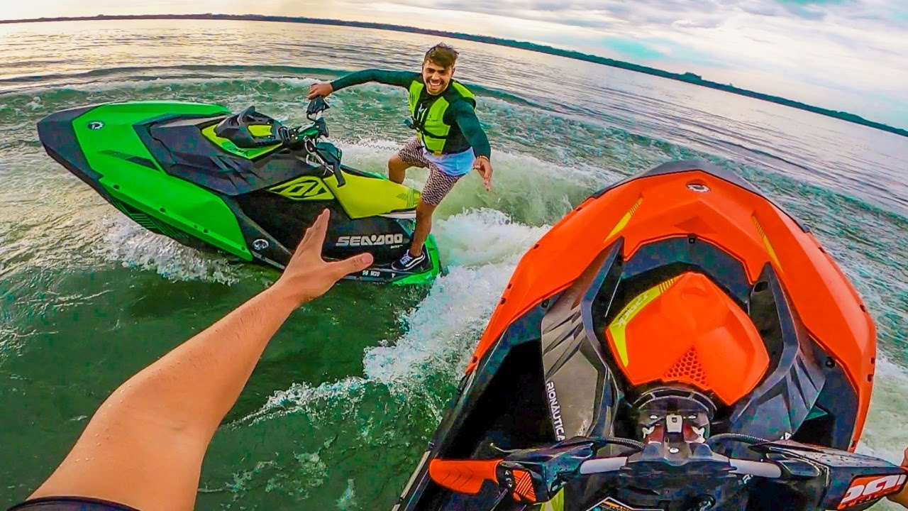 SURPREENDI MEUS AMIGOS COM AS MELHORES MANOBRAS DE JET SKI YouTube